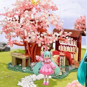 Crypton Hatsune Miku Cherry Blossom Building Blocks Set -NEW Officially Licensed